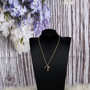 Gold necklace with faux diamonds